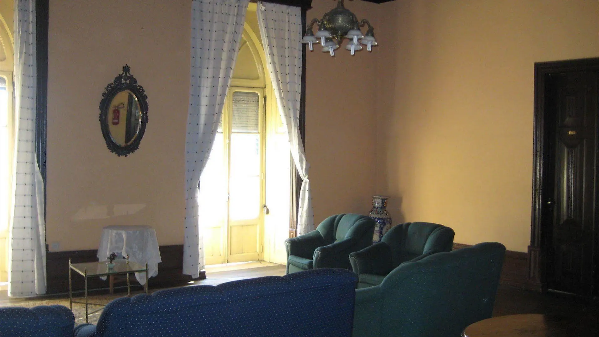 Hostel Avenida Coimbra Portugal